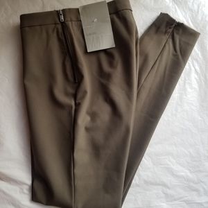 H & M - Slim Leg Business Legging